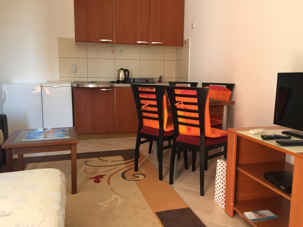 Apartments Ivan Petrovac Extérieur photo